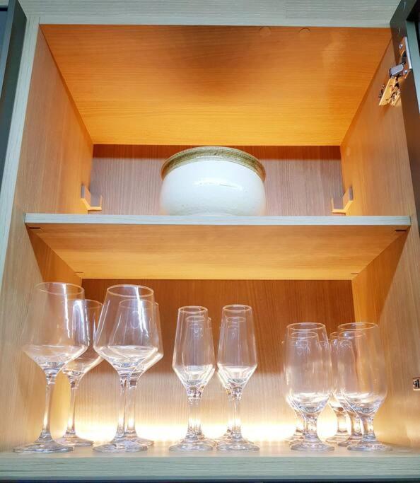 Ap Frente Mar Com Ar-Condicionado E Varanda Gourmet Mongagua Luaran gambar